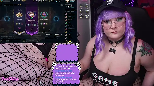 Вебкам-шоу evamila