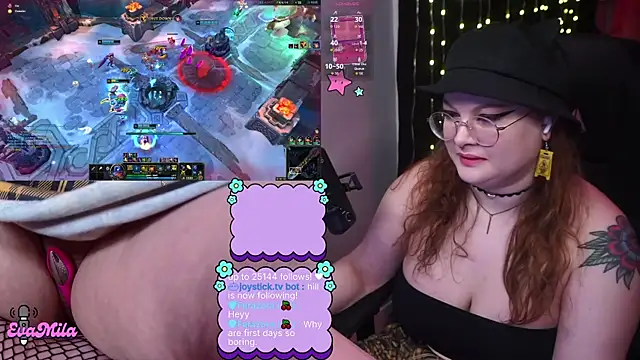 evamila Show in webcam