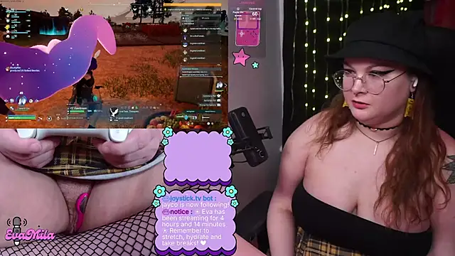 Show modela evamila na web-kameri