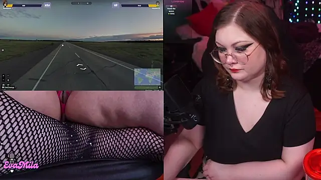 evamila's Live XXX Chat