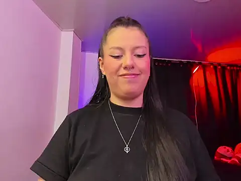 nataliasweet98 Adlı Modelin Canlı XXX Sohbeti