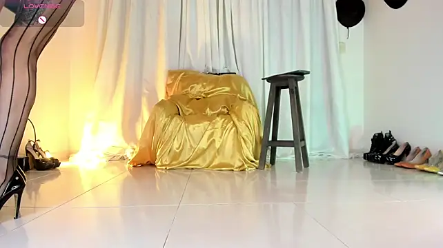 ArchieCollins Webcam Show