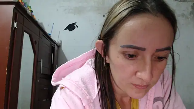 DeepAnal07 Adlı Modelin Canlı XXX Sohbeti