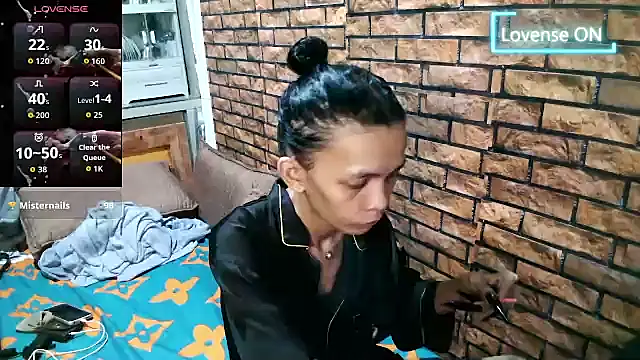 PHLauraLove Webcam show