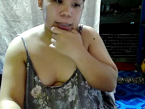 Chat +18 de hotcastlexxx ao vivo