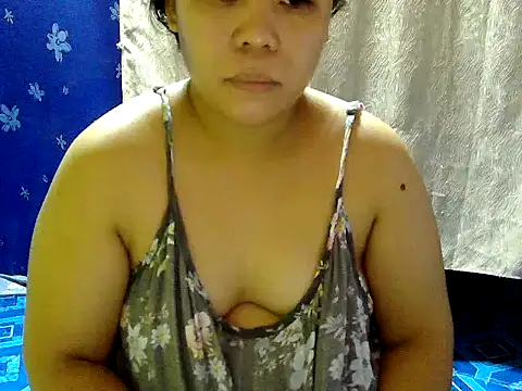 Chat +18 de hotcastlexxx ao vivo