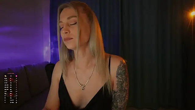 AskAlexa's Live XXX Chat