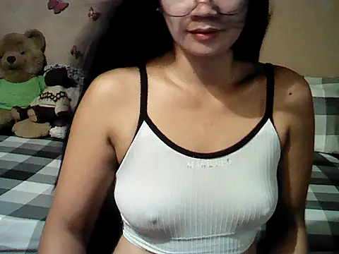 Chatroom XXX en direct de Mia_Rein