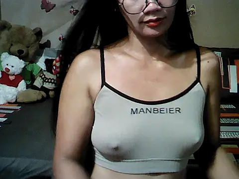 Chatroom XXX en direct de Mia_Rein