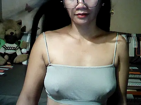 XXX chat uživo modela Mia_Rein