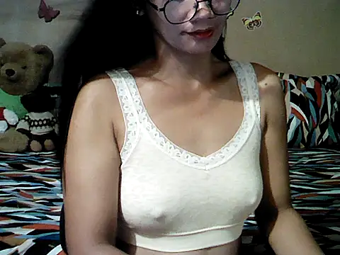 Mia_Rein Adlı Modelin Canlı XXX Sohbeti
