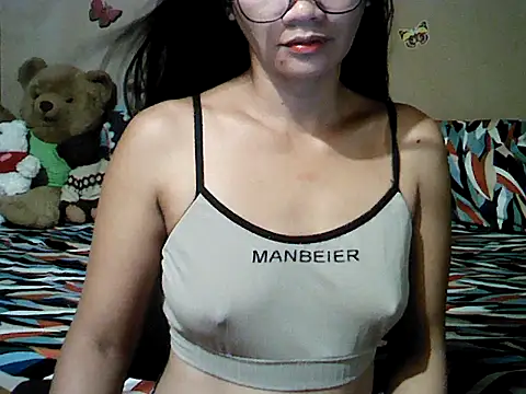 Mia_Rein Adlı Modelin Canlı XXX Sohbeti