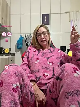 Show de RAIRAsexy na webcam