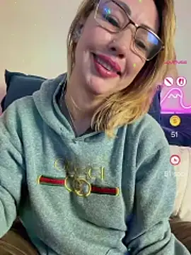 Show de RAIRAsexy na webcam