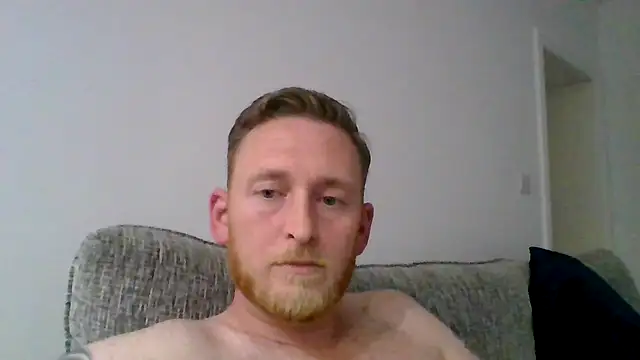 Hrnyukguy40 在線直播表演