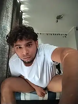 BedoyaJuanf Show in webcam