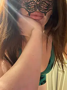 Zarya_Actions – live chatrum