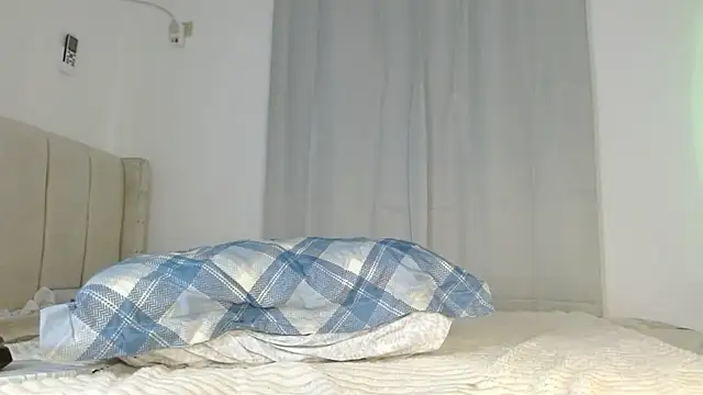 kiarablue's Live XXX Chat