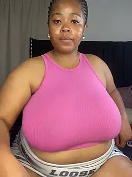 LunaCovenn's Webcam Show