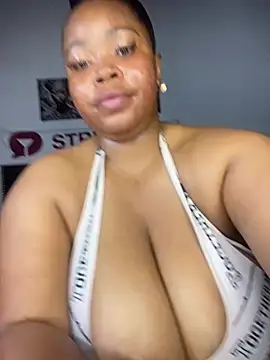 LunaCovenn – Live XXX-chat