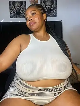 LunaCovenn's Live XXX Chat