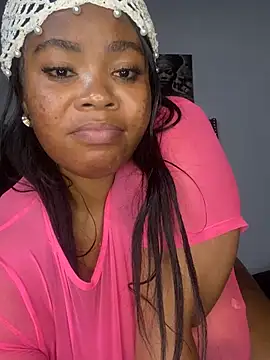 LunaCovenn's Webcam Show