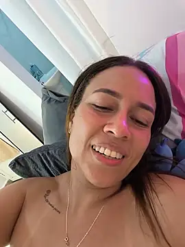 Nanybaker95 – Live XXX-chat
