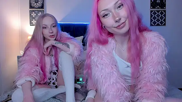 Webkamerová show AlexRoseLiRed