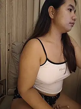 Kissy07's Live Sex Cam Show