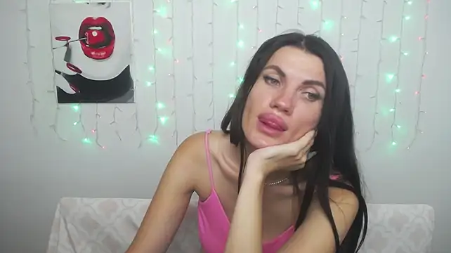 XXX chat uživo modela MilaLoona