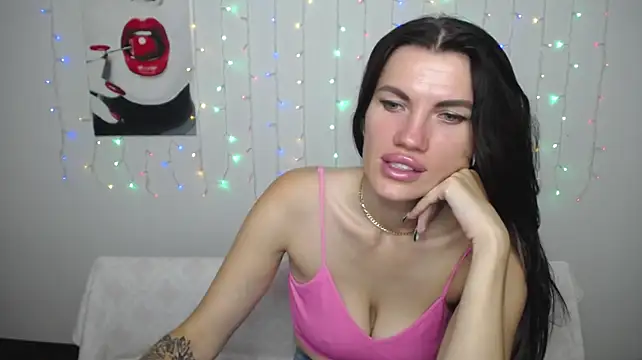 MilaLoona Live XXX-Chat