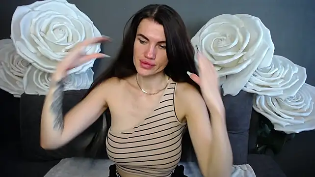 MilaLoona Live XXX-Chat