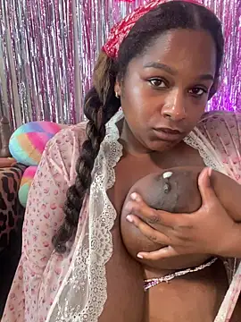 terrestrial-mermaid Webcam show