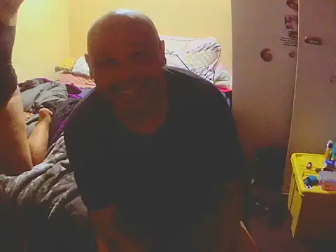 Bourne2Play's Webcam Show