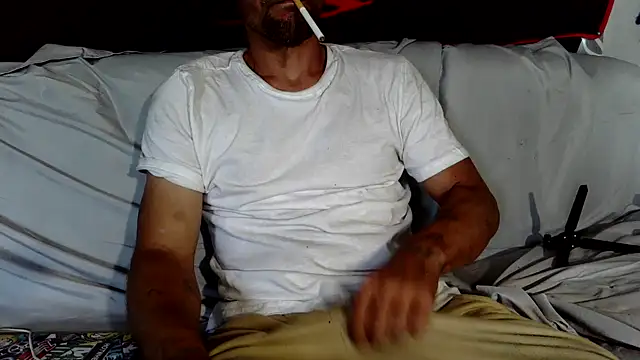 STIFFY-WOOD Show in webcam