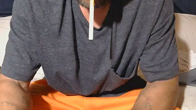 STIFFY-WOOD Show in webcam