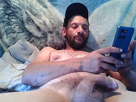 הופעת וובקאם של dirty69south