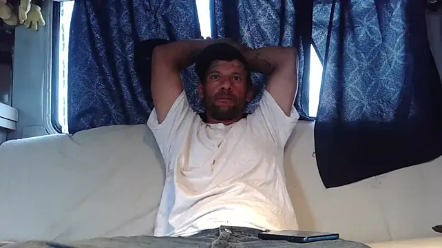 MR_DIRTY_DEEDSZ Show in webcam