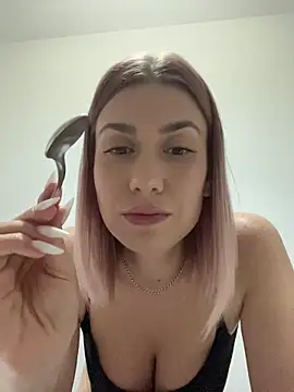 clara_k Adlı Modelin Web Kamerası Şovu