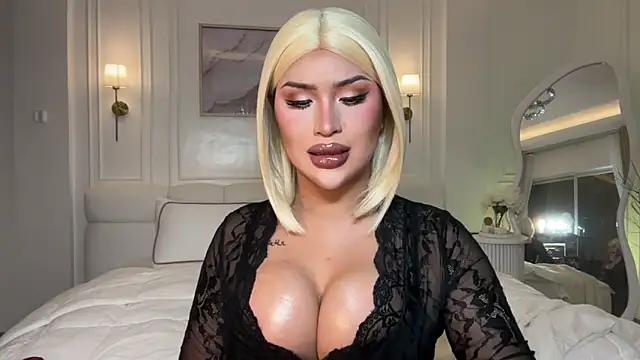 Your_Majesty_Tyra Webcam show