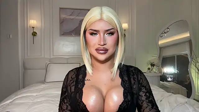 Your_Majesty_Tyra Webcam show