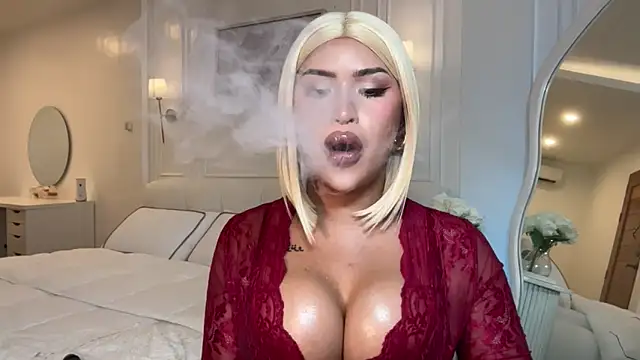Your_Majesty_Tyra Webcamshow