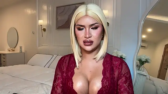 Your_Majesty_Tyra Show Webcam