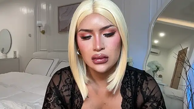 Your_Majesty_Tyra 网络视讯表演