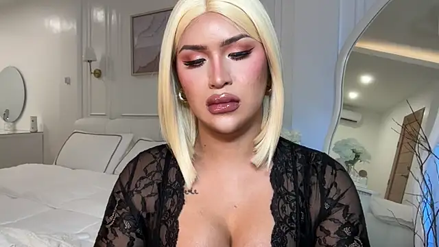 Your_Majesty_Tyra webcam show