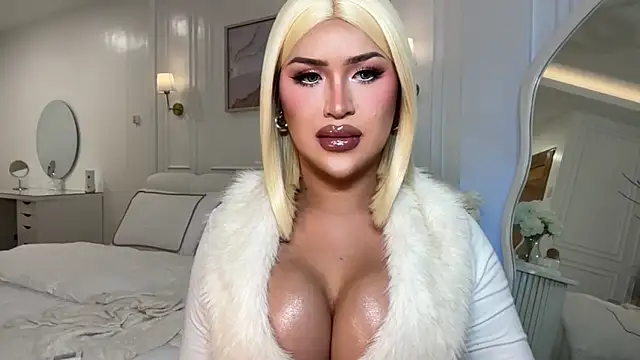 Your_Majesty_Tyra webcam show