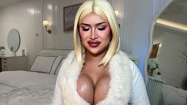 Your_Majesty_Tyra 网络视讯表演