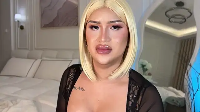 Your_Majesty_Tyra Webcam-Show