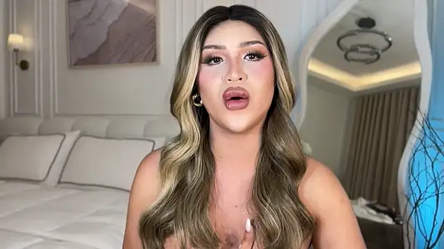 Your_Majesty_Tyra Webcam-Show