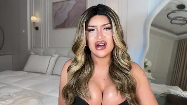 Your_Majesty_Tyra's Webcam Show